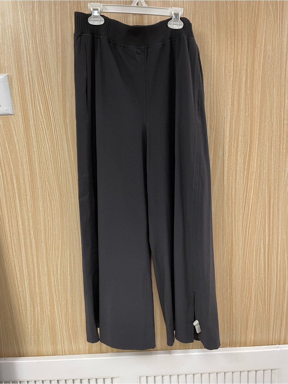 Lululemon black pants size large